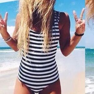 NWT Black-and-white stripe swimsuit - s
